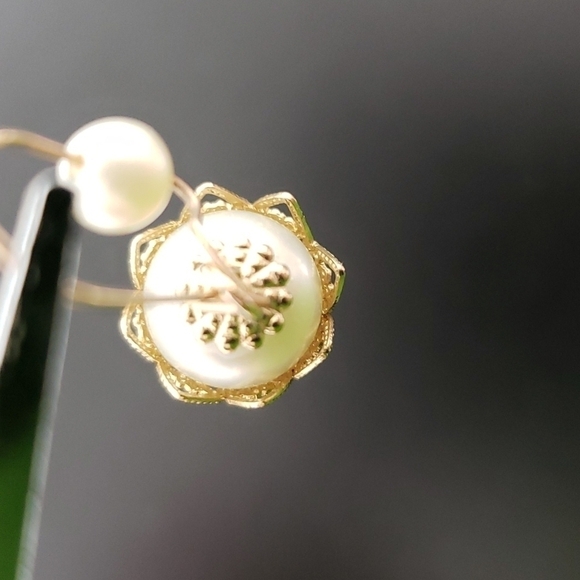 Faux Pearl and Gold Filigree Earrings Hook Beautiful and Delicate - Picture 5 of 6